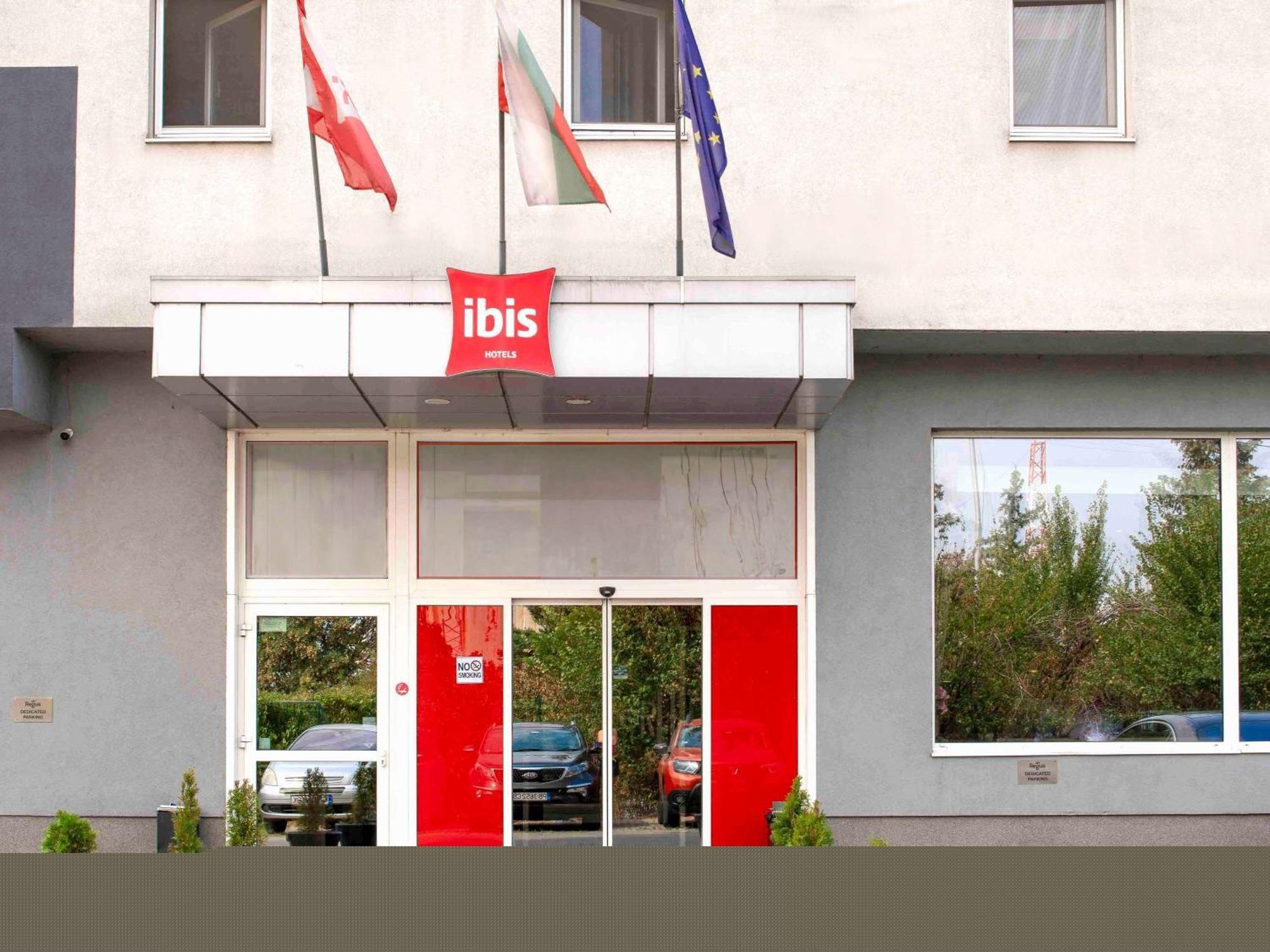 Ibis Sofia Airport Hotel Exterior photo